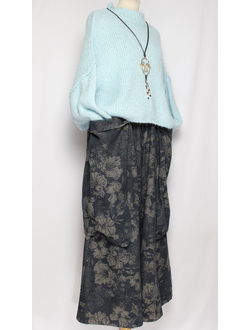 БРЮКИ-ЮБКА джинс-гобелен "КРЕАТИВНЫЕ КАРМАНЫ" крупные цветы синии  р.46-54