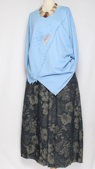 Джемпер Бохо хлопок "Цветок пайетки" фуксия, голубой до р.54