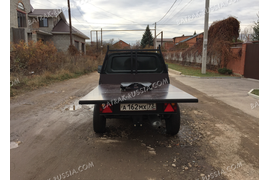 ВИС БАТРАК 2345 тягач с разными видами тягово-сцепных устройств в грузовой платформе