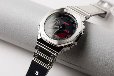 Часы Casio G-Shock GM-2100YRA-8A
