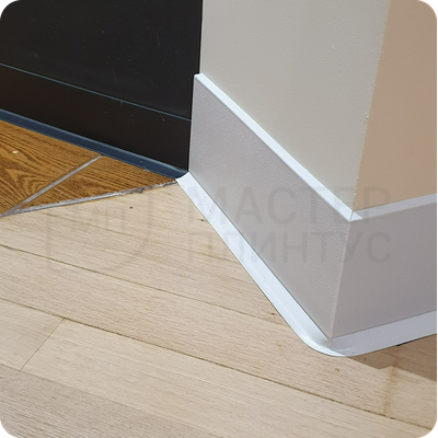 Плинтус ХДФ Dollken S100 100мм Х 2,575 м 1013/5012 Белый