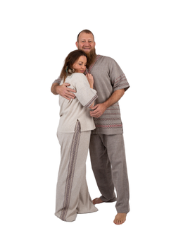 Славянский домашний костюм из льна ручного ткачества