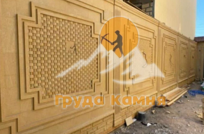 Колонна настенная