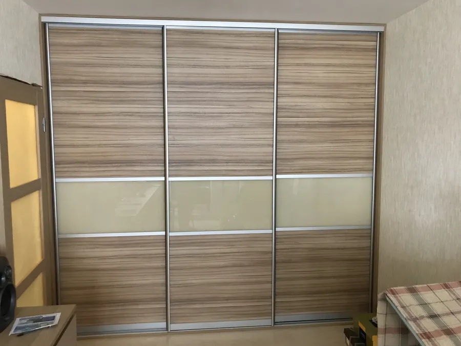 067 Шкаф-купе