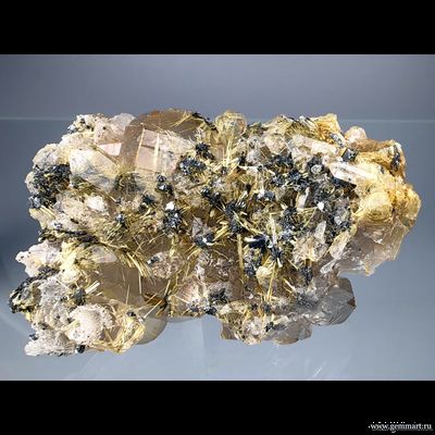 Рутил с гематитом, "звезды" на кварце. 70*45*35мм. (ААА)