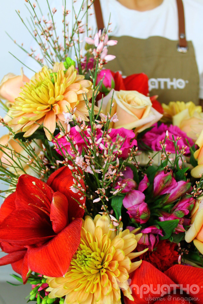 ЦВЕТОЧНАЯ КОМПОЗИЦИЯ № 185