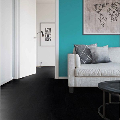 Ламинат Wineo Rock 'n' Go Танцуя в темноте LA149SYSV4  в интерьере