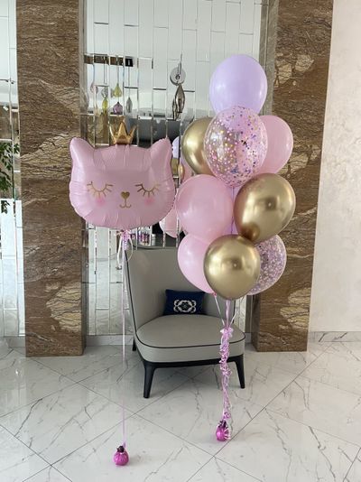 Набор шаров с кошечкой в короне