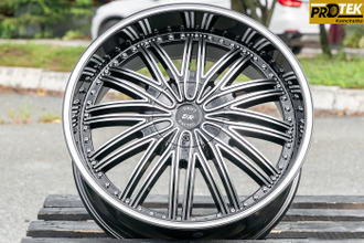 Комплект дисков R20 8,5J ET+35 5*114,3/5*108 D-Racing Черный с полированными лучами (J186)