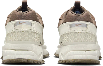 Nike Zoom Vomero Roam Light Bone Mink Brown