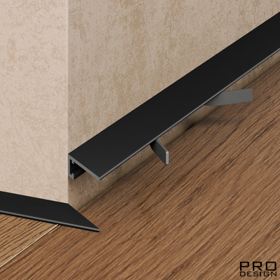 Щелевой плинтус PRO DESIGN MINI 7067  RAL 9005 черный