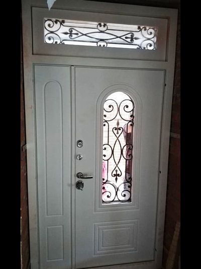 БЕЛАРУСЬ. БЕЛУГА. СЕВИЛЬЯ. ДУБ ТЕМНЫЙ С ПАТИНОЙ/ ДУБ ТЕМНЫЙ С ПАТИНОЙ, КОВКА ВНУТРИ СТЕКЛОПАКЕТОВ