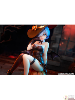 Фигурка 1/7 Рем (Rem Phantom Night Wizard Ver.)