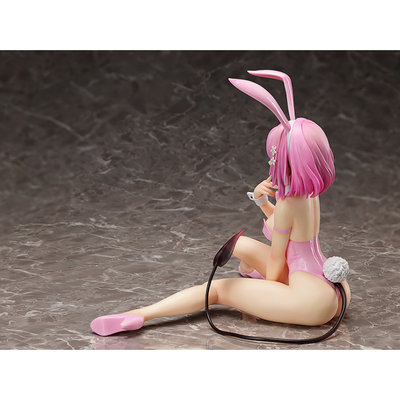 Фигурка 1/4 Момо Велия Девилюк (Momo Belia Deviluke Bare Leg Bunny Ver.)