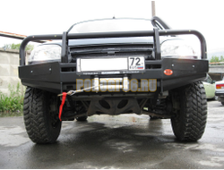 Передний силовой бампер серии Трофи на Chevrolet NIVA 2009-2020 (02.007.01)