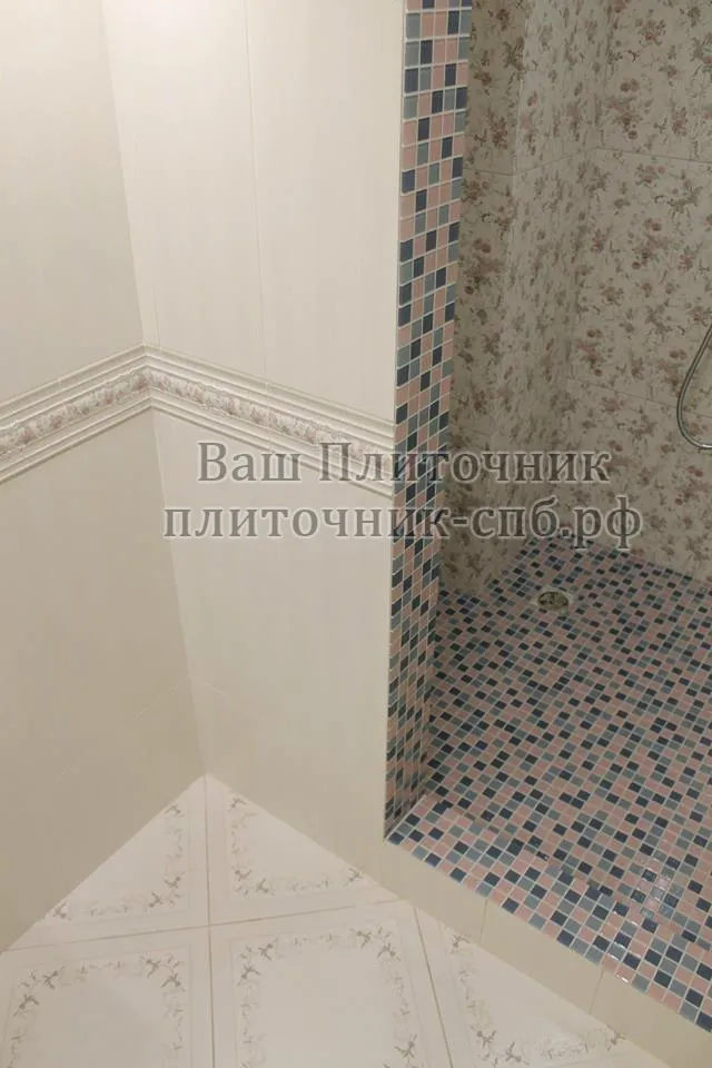 Укладка мозаики в душевой