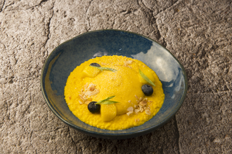 Пшенная каша с манго и муссом из облепихи / Millet porridge with mango and sea buckthorn mousse