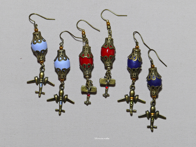 Благотворительность. Серьги "Ветер крепчает" с самолётиками