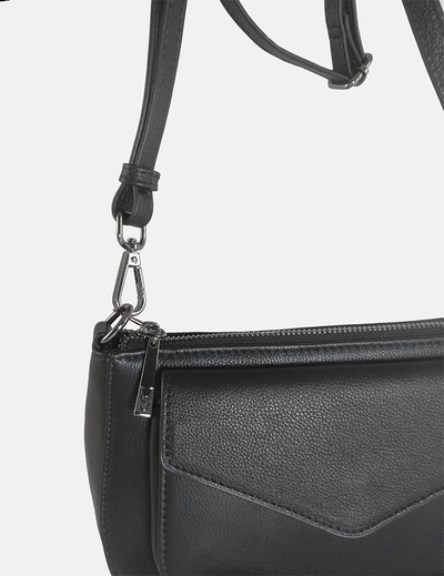 (АРТИКУЛ: 10012/1/8) СУМКА ЖЕНСКАЯ, НЕБОЛЬШАЯ, НАТУРАЛЬНАЯ КОЖА, ЧЕРНАЯ, СПЕРЕДИ НАКЛАДНОЙ КАРМАН, ДВА ПЛЕЧЕВЫХ РЕМНЯ