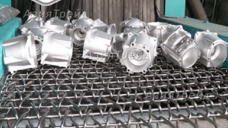 Дробеметная установка с сетчатым конвейером - очистка изделий