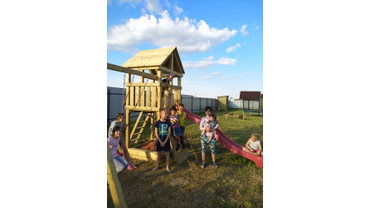 Организация летнего отдыха на загородной даче для семей в проекте
