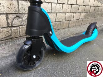 Самокат Scooter 145 Голубой со светящимися колесами