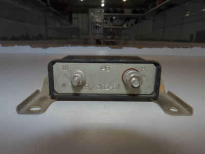 Регулятор напряжения рр 362-Б1