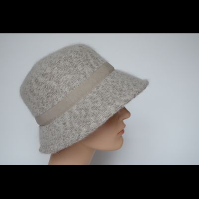 Фетровая бежевая шляпа с вязаной отделкой Vizio Италия 7083 PL