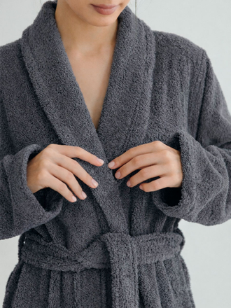 Женский махровый халат серый - воротник