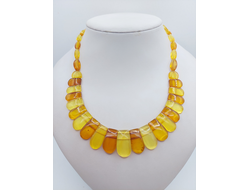 Колье камнерезное из янтаря 04329