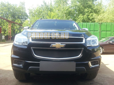 Защита радиатора Chevrolet Trailblazer 2013- (2 части) black