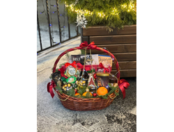 Корзина новогодняя