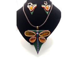 Комплект с янтарем.