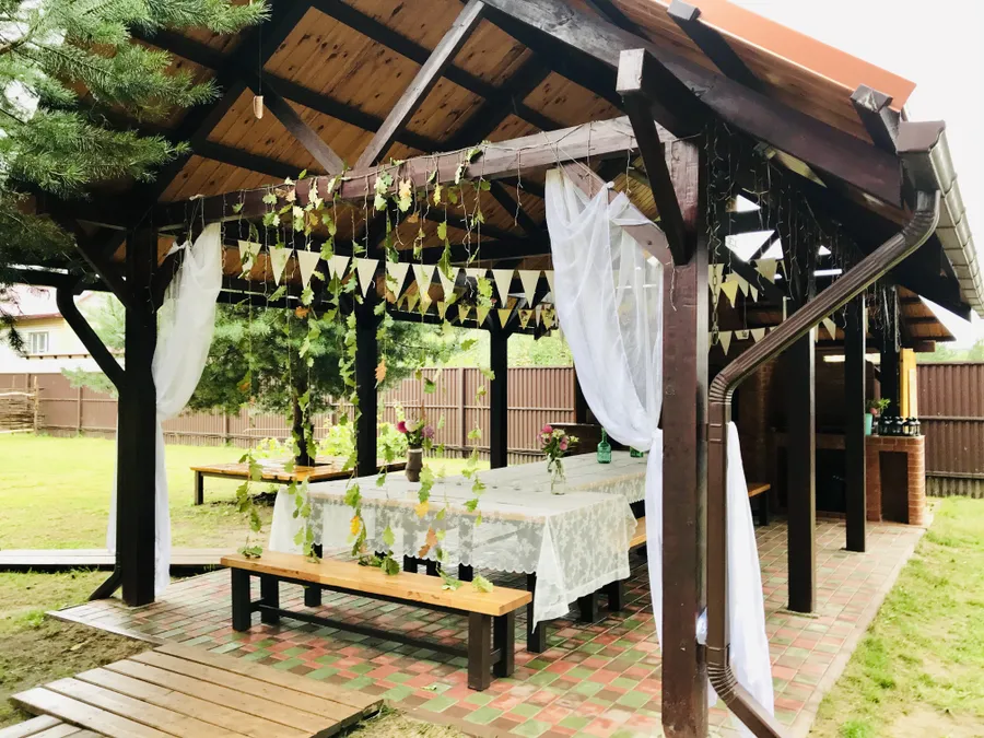 беседка с барбекю зоной