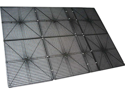 окошко для крышки инКомплект пластиковых решеток на дно инкубатора на 104 яйцакубатора