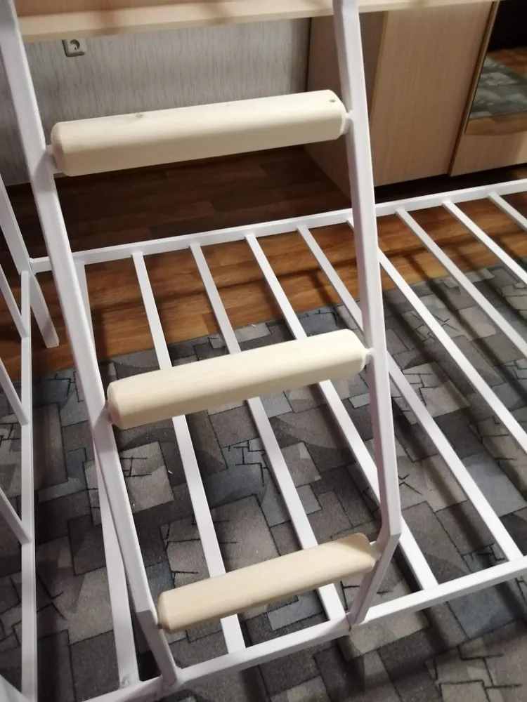 Накладки деревянные на лестницу для двухъярусных кроватей