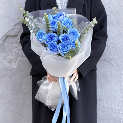 Букет из синих роз
