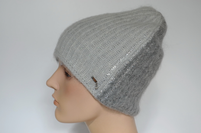 Вязаная женская шапка со стразами и пайетками Vizio Италия 8021 CY серая