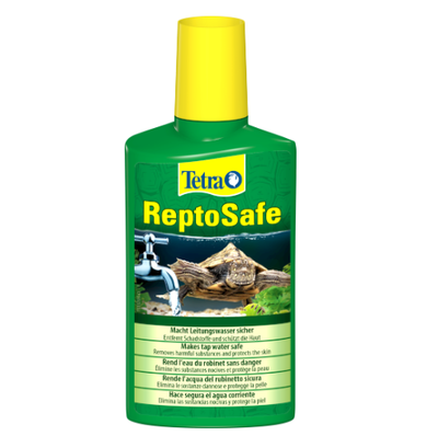 Tetra ReptoSafe нейтрализует водопроводную воду и делает ее безопасной для водных рептилий, 100 мл