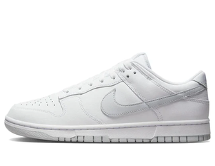 Nike dunks shop white