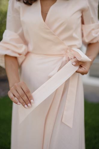 Будуарное платье-халат с поясом (персиковое)