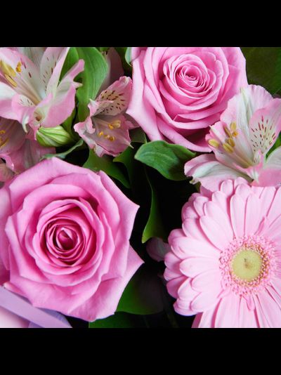 Розовый букет