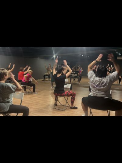 Гимнастика "Стул"