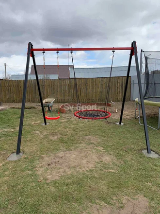 Уличные качели  3м (гнездо d 1м + качели пластиковые) УК143