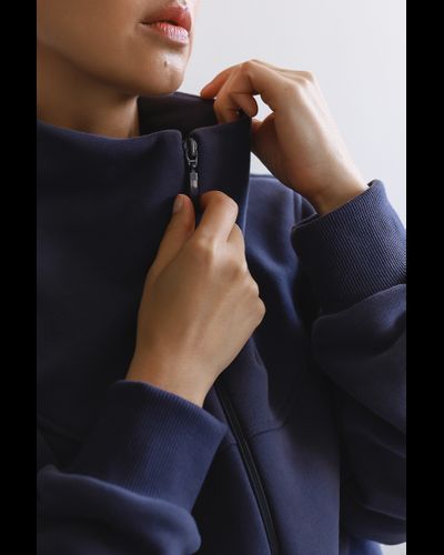 Куртка на молнии хлопковый велюр укороченная (черничный)