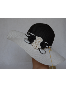 Stefania Maiaroli шляпа широкополая 1638 белая с черной тульей фото