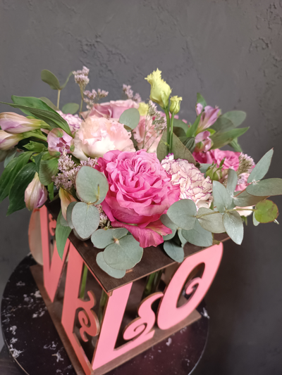 Коробка с колбами "Love" на 9шт.