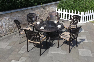 Комплект мебели из литого алюминия Sangay с барбекю