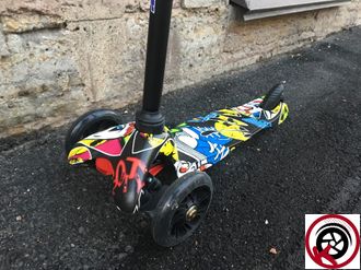 Трехколесный самокат Scooter Mini Желтый Граффити