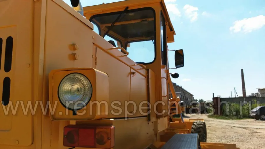 Автогрейдер ДЗ-180 после полного капремонта
